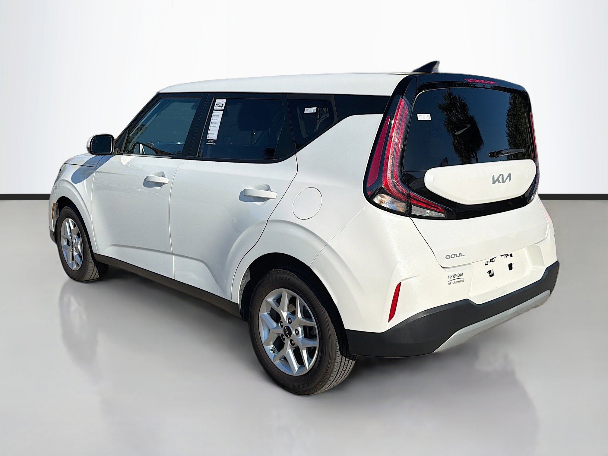 Used 2024 Kia Soul LX w/ Option Group 015 image 5