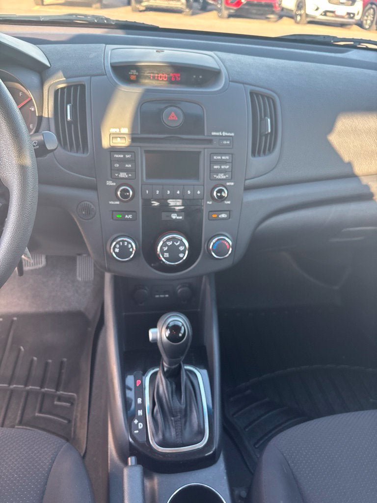 Used 2012 Kia Forte EX FWD image 17