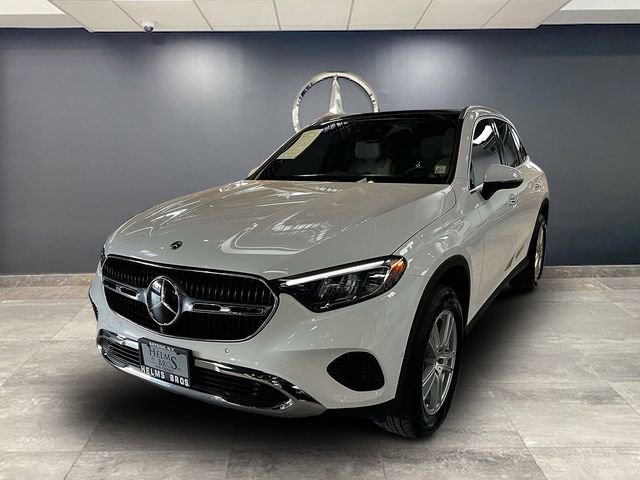 Certified 2023 Mercedes-Benz GLC 300 4MATIC image 3
