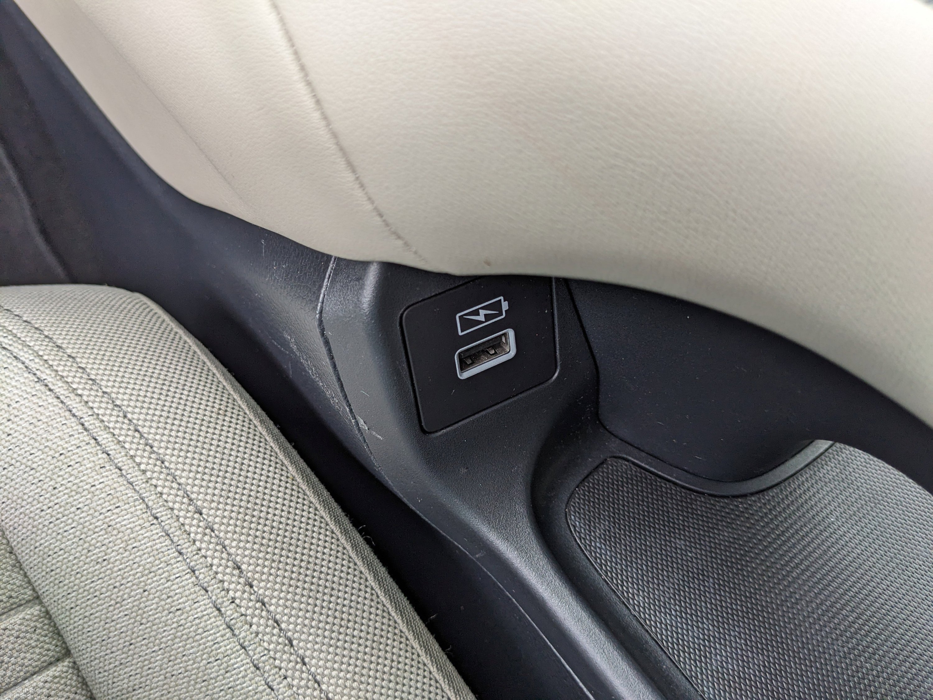 Used 2023 Honda HR-V LX image 27
