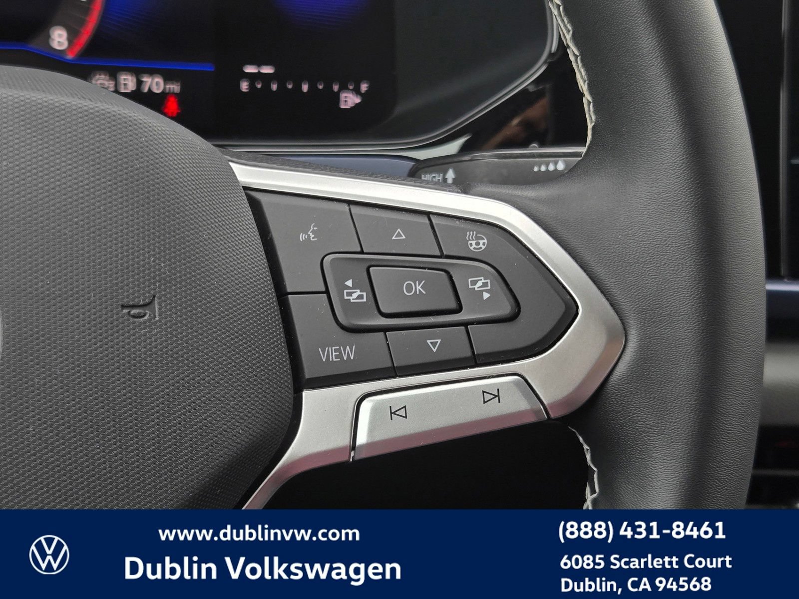 Certified 2023 Volkswagen Taos SE FWD image 20