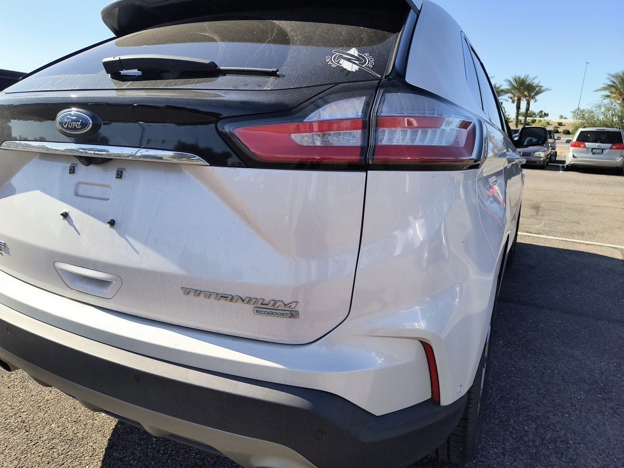 Used 2019 Ford Edge Titanium w/ Equipment Group 301A image 5