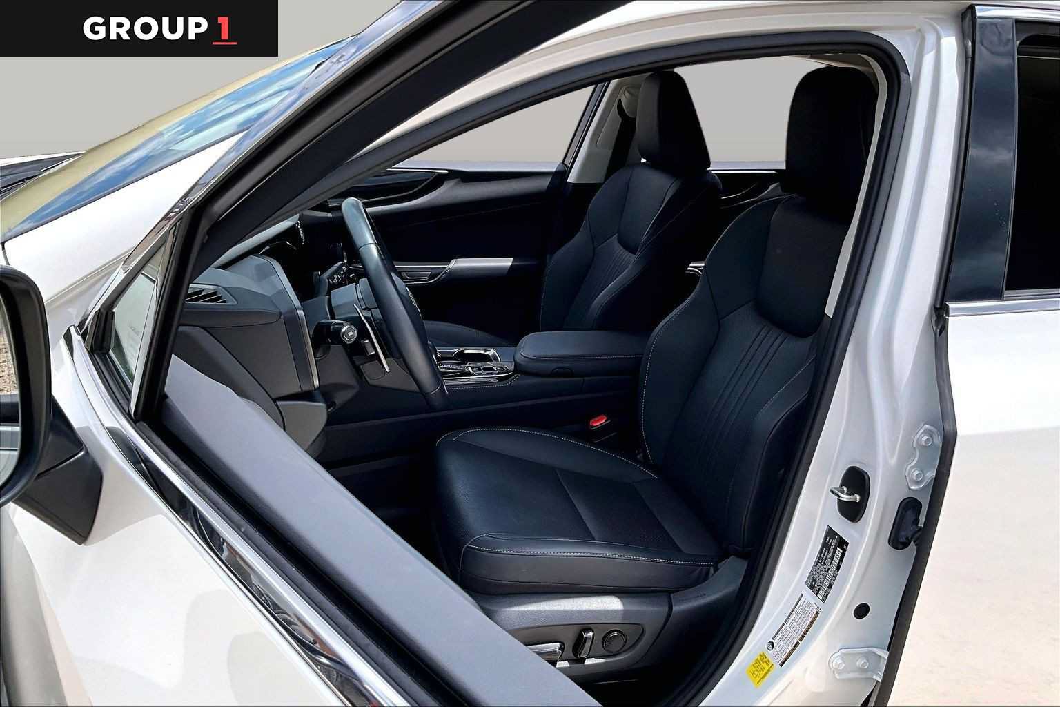 Used 2024 Lexus NX 250 FWD image 7
