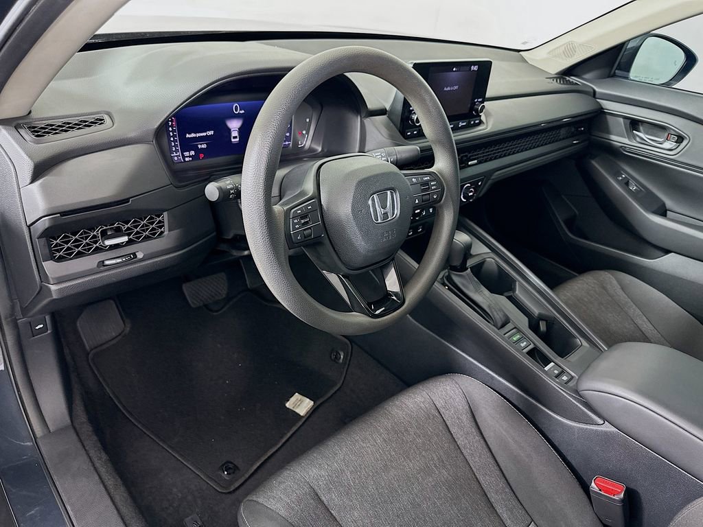 Certified 2023 Honda Accord EX image 9