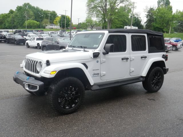 Used 2024 Jeep Wrangler Unlimited Sahara AWD/4WD image 7