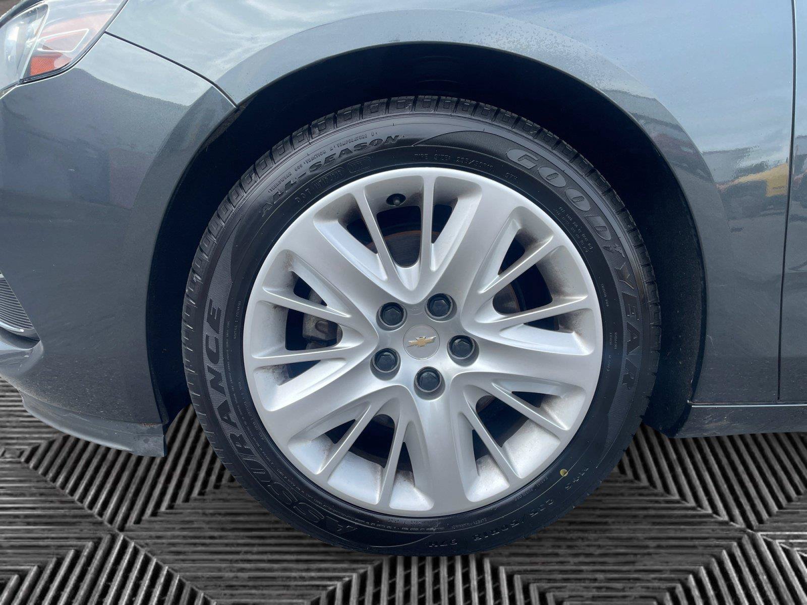 Used 2019 Chevrolet Impala LS FWD image 14