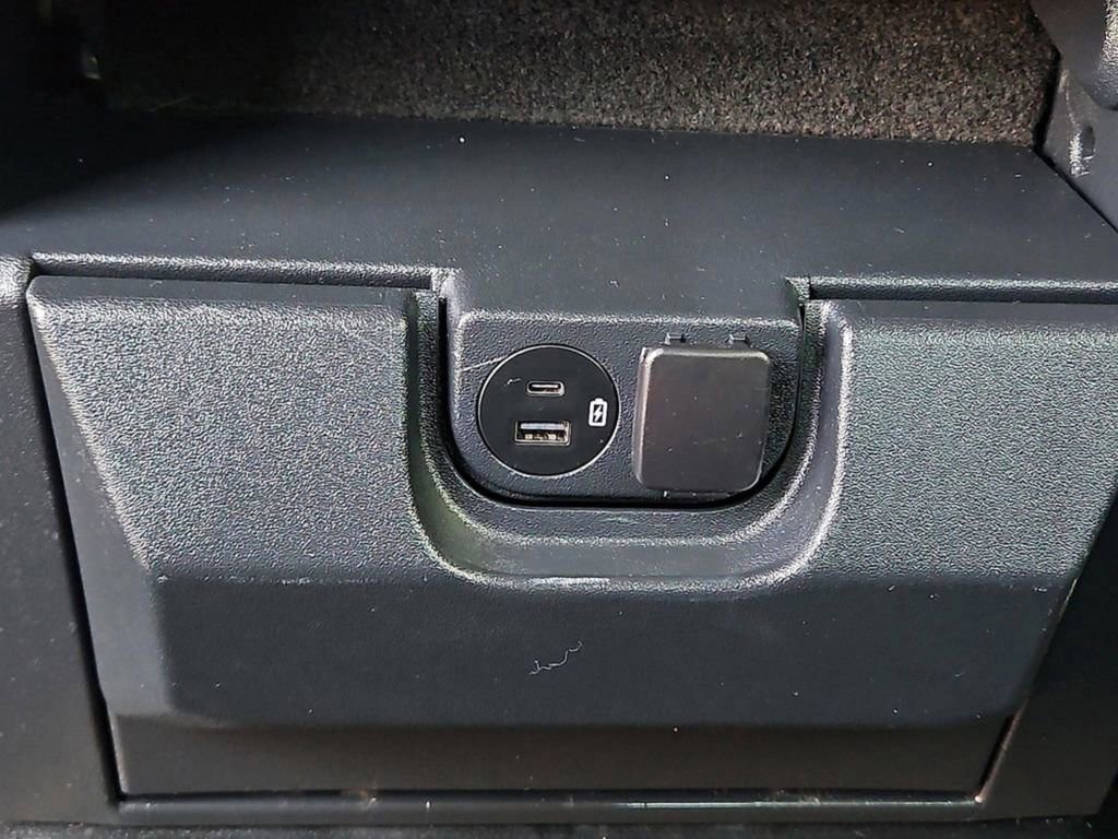 Used 2022 Ford F150 XL w/ Equipment Group 101A High RWD image 16