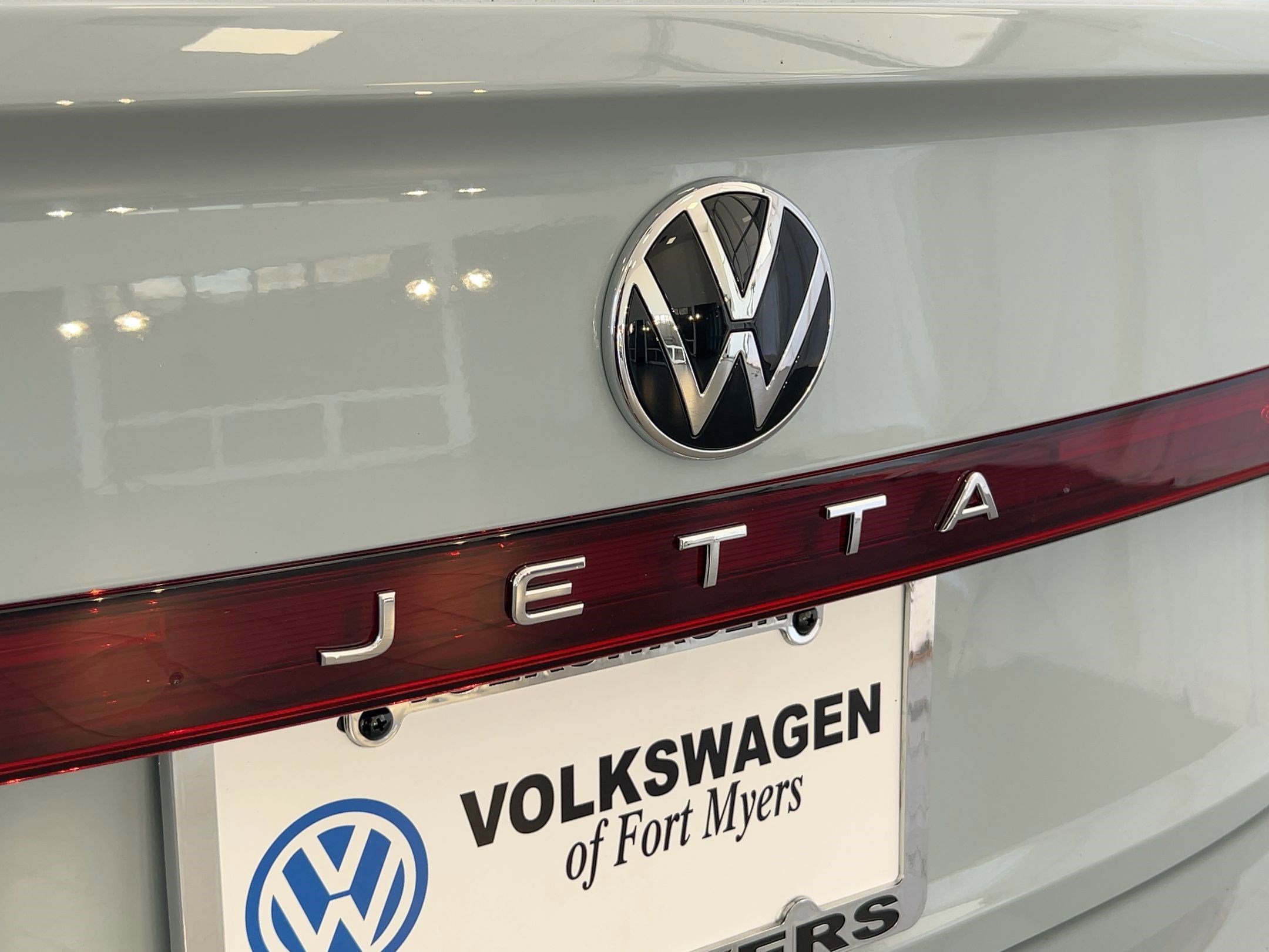 New 2026 Volkswagen Jetta SE image 32