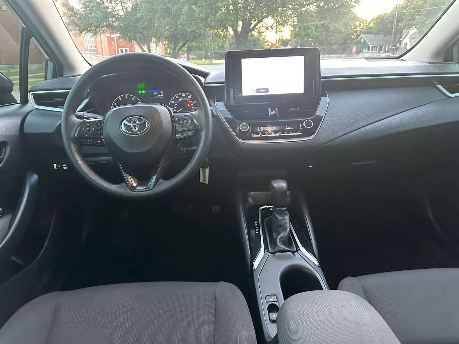 Used 2023 Toyota Corolla LE FWD image 18