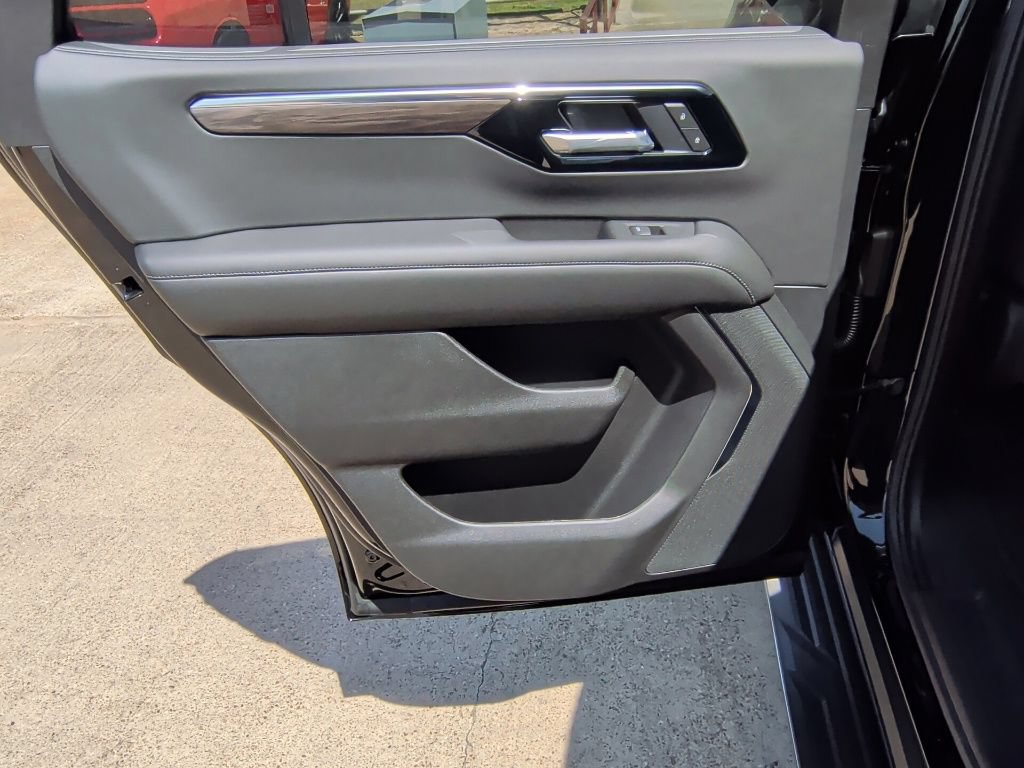 New 2026 Chevrolet Tahoe LS w/ Max Trailering Package AWD/4WD image 33