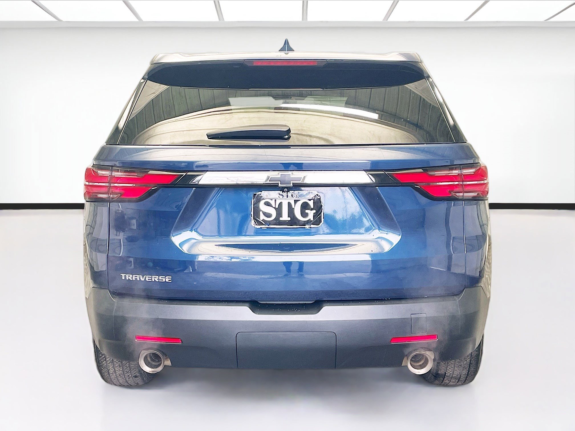 Used 2022 Chevrolet Traverse LS image 5