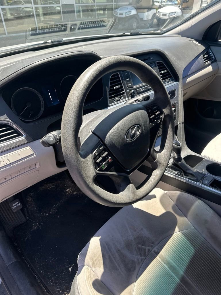 Used 2015 Hyundai Sonata Sport FWD image 2