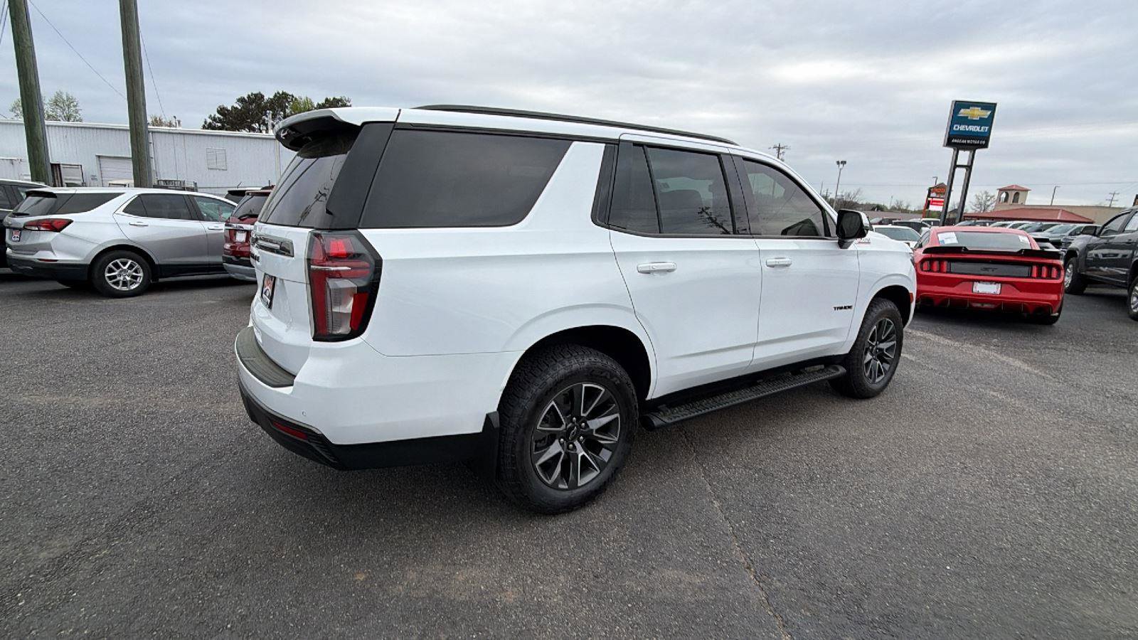 Used 2021 Chevrolet Tahoe Z71 w/ Luxury Package image 5