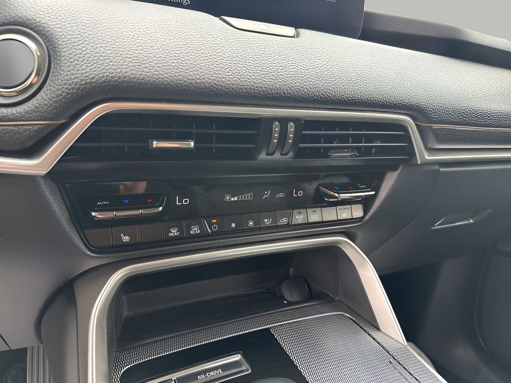 Used 2024 MAZDA CX-90 3.3 Turbo w/ Preferred Plus image 34