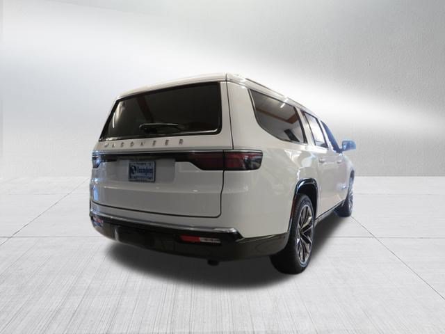 New 2025 Jeep Wagoneer L Series III w/ Premium Group I AWD/4WD image 2