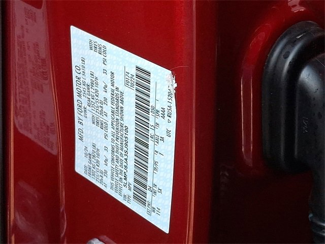 Used 2025 Lincoln Nautilus Premier w/ Jet Appearance Package image 27