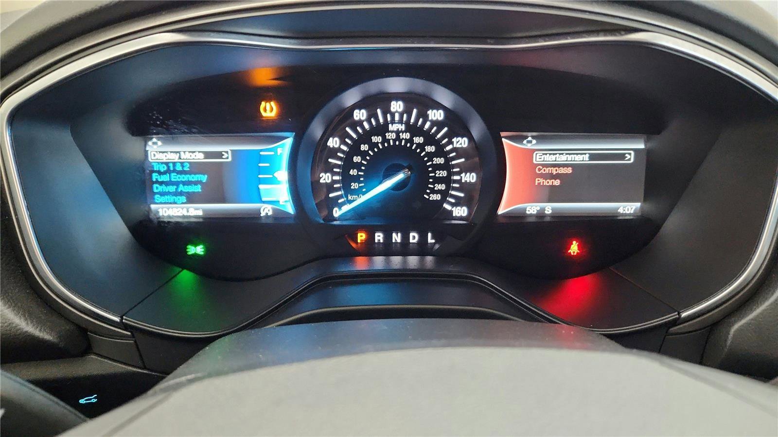 Used 2020 Ford Fusion SE image 45