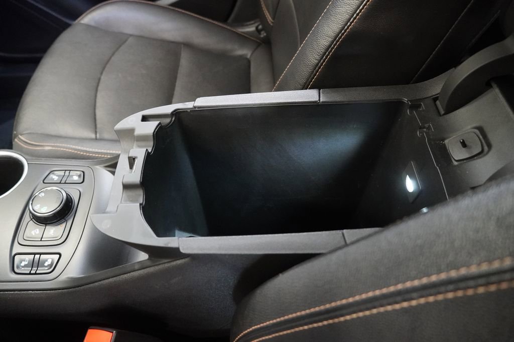 Used 2019 GMC Terrain SLT w/ Preferred Package AWD/4WD image 27