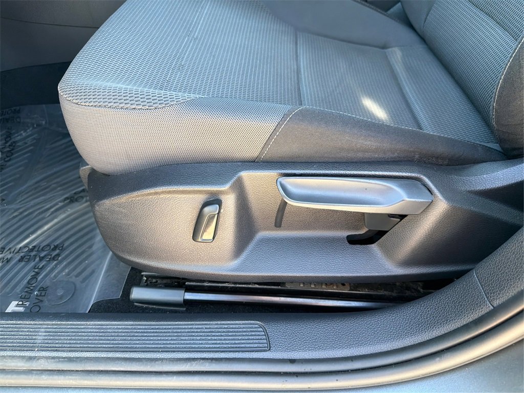 Used 2016 Volkswagen Golf S image 19