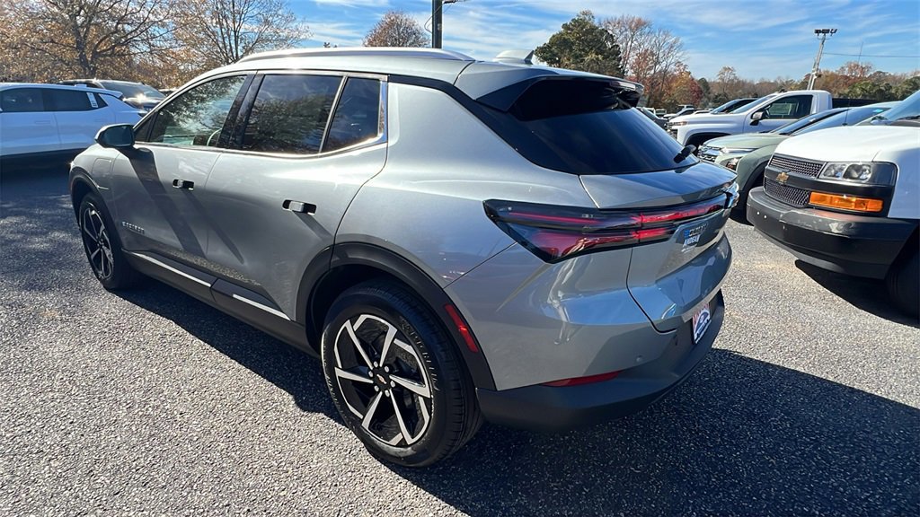 New 2026 Chevrolet Equinox EV LT image 7