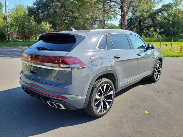 Used 2024 Volkswagen Atlas Cross Sport SEL Premium R-Line AWD/4WD image 2