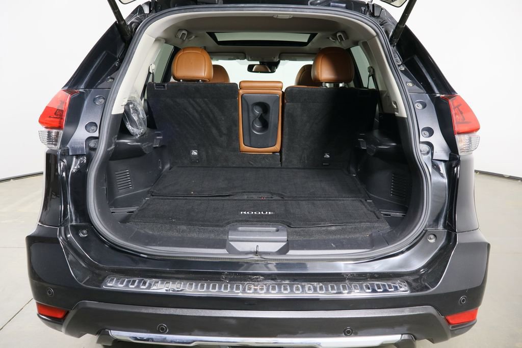 Used 2019 Nissan Rogue SL w/ Premium Package image 18