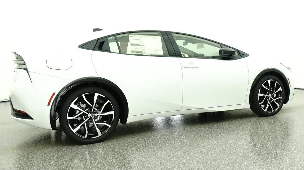 New 2026 Toyota Prius Plug-In Hybrid FWD image 26