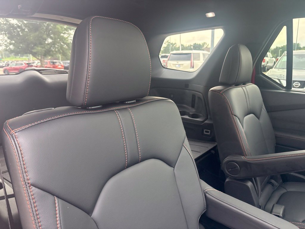 Certified 2025 Honda Pilot TrailSport image 32