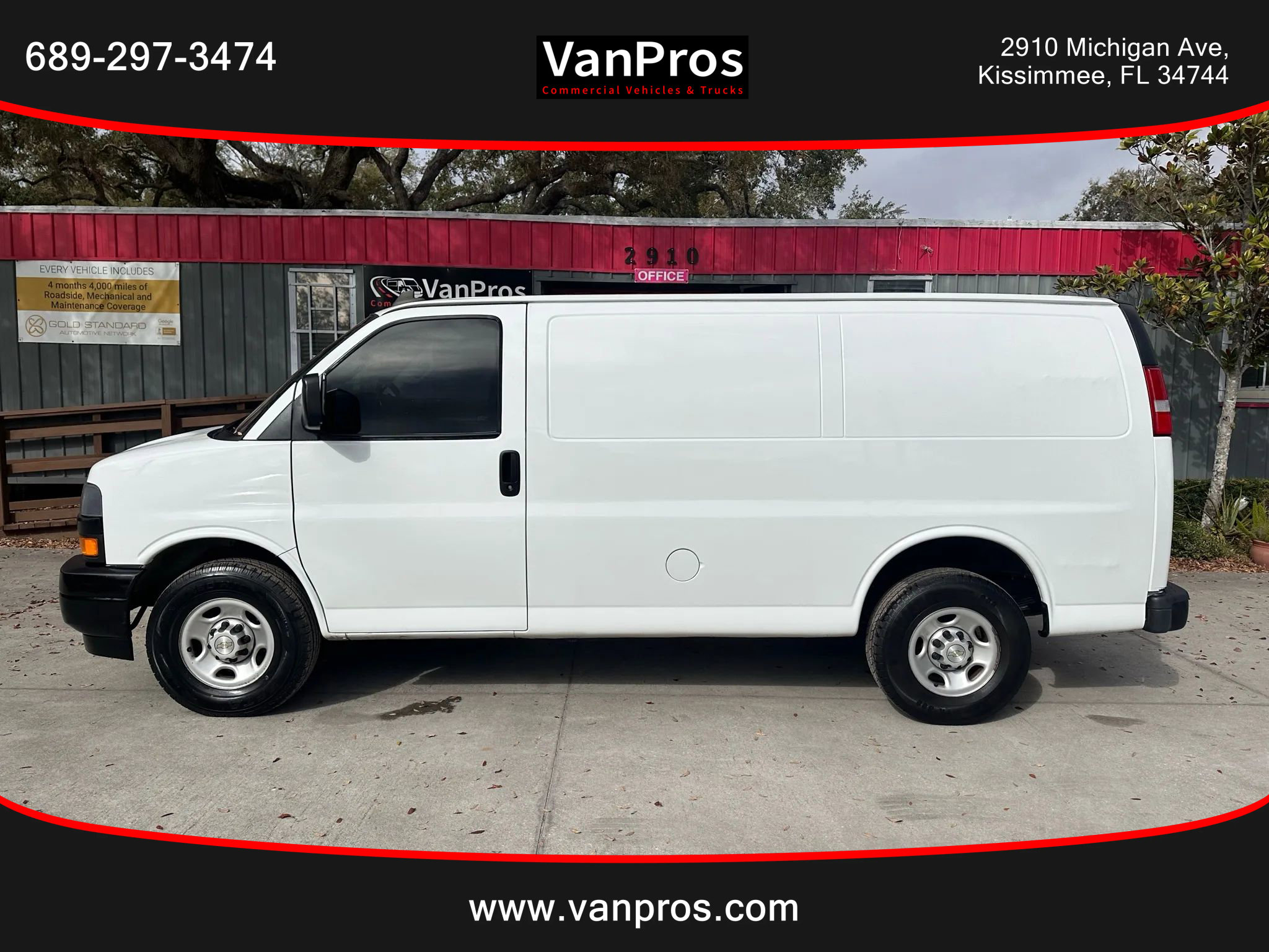 Used 2021 Chevrolet Express 2500 w/ Driver Convenience Package image 3