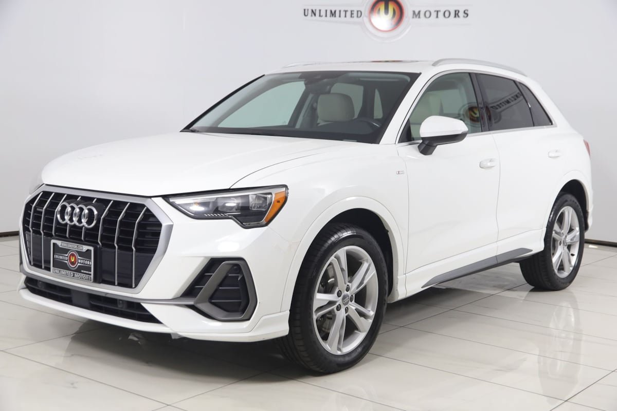 Used 2019 Audi Q3 2.0T Premium w/ Convenience Package AWD/4WD image 5