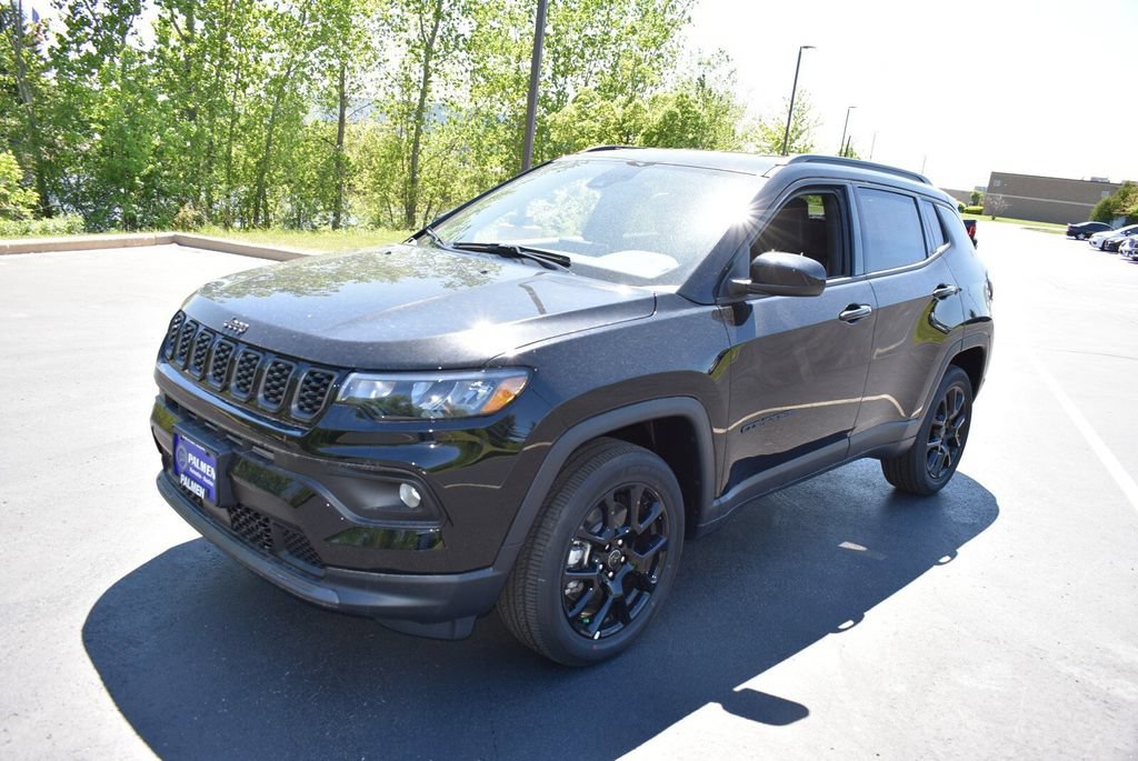 New 2026 Jeep Compass Latitude AWD/4WD image 8