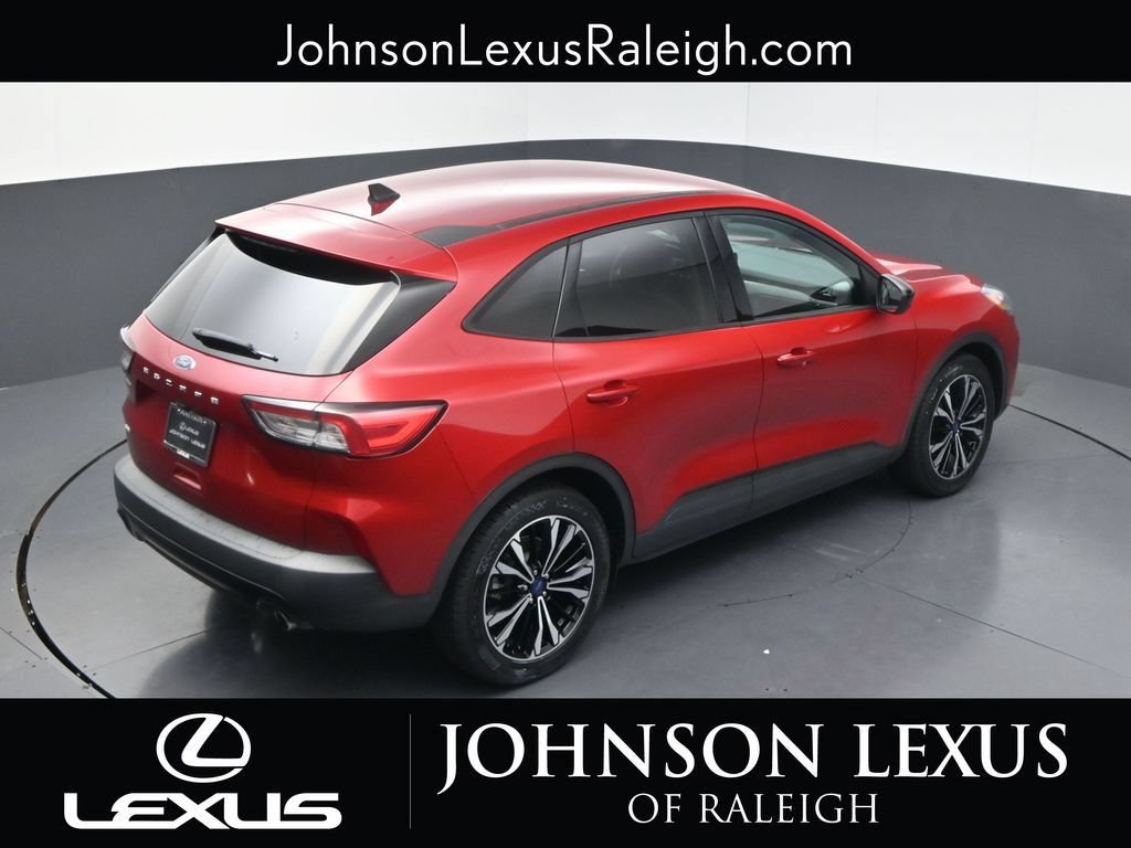 Used 2021 Ford Escape SE w/ SE Sport Appearance Package FWD image 27