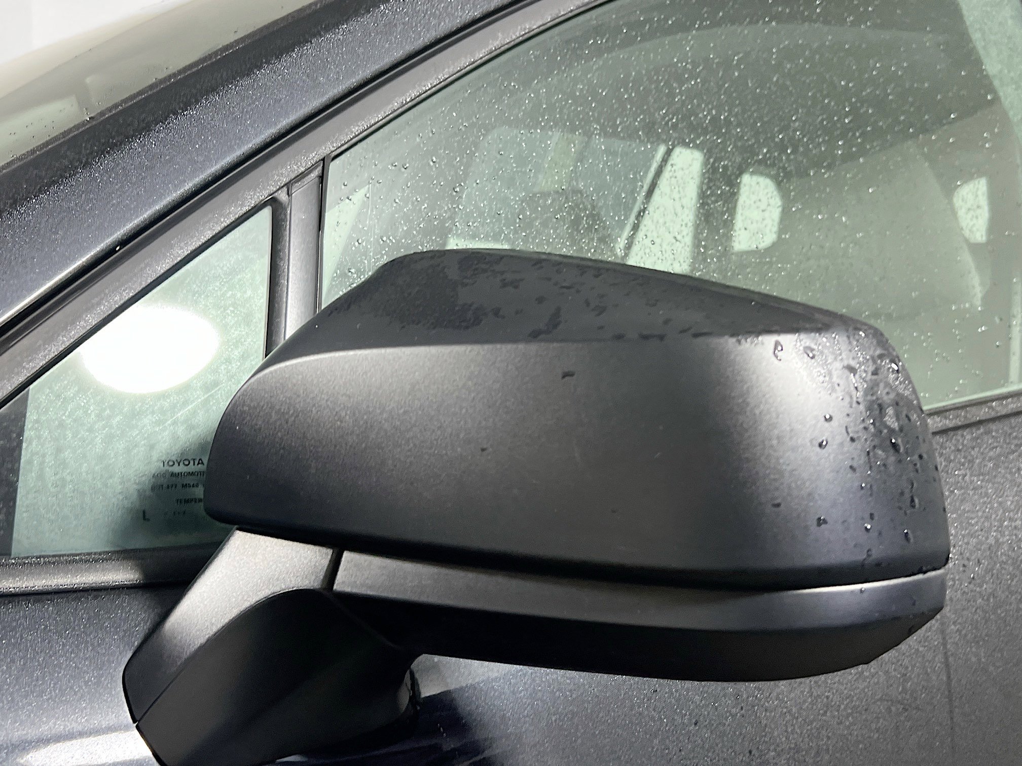 Used 2025 Toyota Corolla Cross L image 12