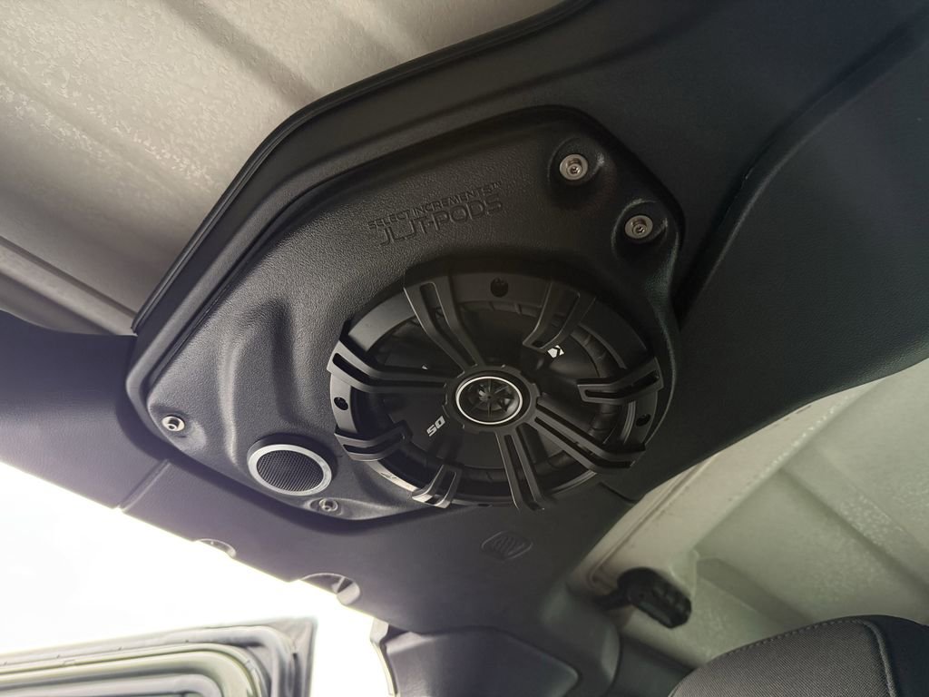 Used 2021 Jeep Gladiator Sport image 28