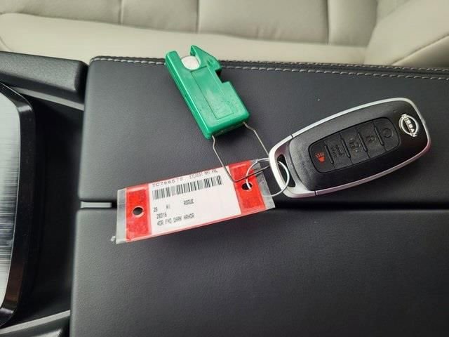 New 2026 Nissan Rogue Dark Armor image 27