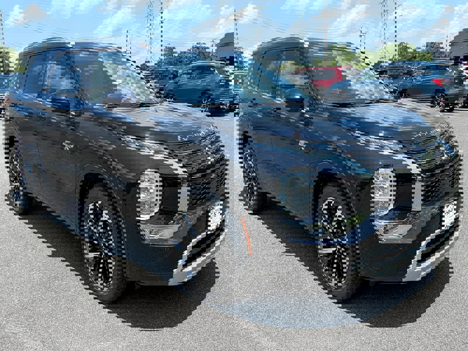 New 2025 Mitsubishi Outlander 4WD Plug-In Hybrid image 1
