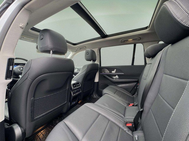 New 2026 Mercedes-Benz GLS 450 4MATIC image 23