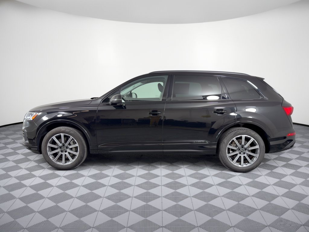Used 2023 Audi Q7 2.0T Premium Plus AWD/4WD image 2