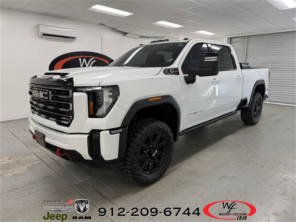 Used 2025 GMC Sierra 2500 AT4 w/ AT4 Premium Plus Package