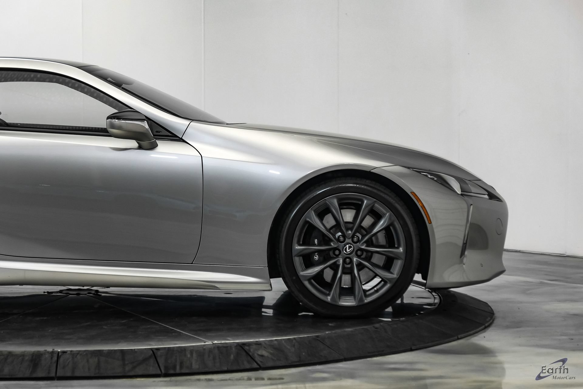 Used 2018 Lexus LC 500 Coupe w/ Performance Package RWD image 22