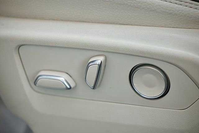 Used 2021 GMC Yukon XL Denali w/ Denali Ultimate Package image 26