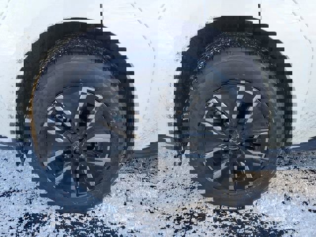 New 2026 Toyota bZ XLE image 5