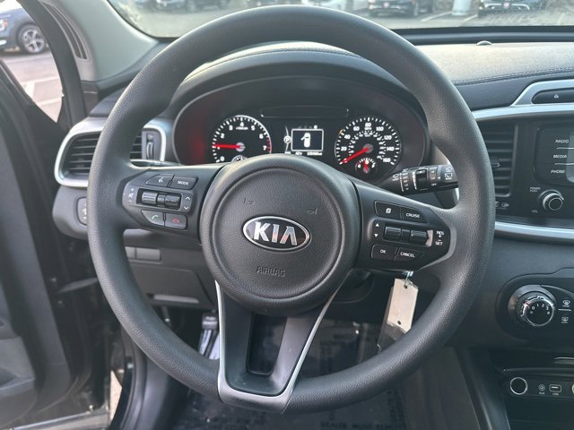 Used 2017 Kia Sorento LX image 12