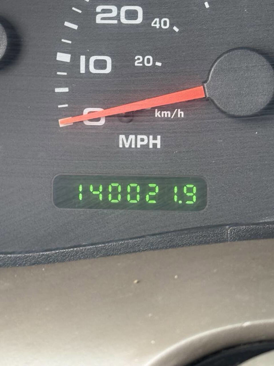 Used 2002 Ford Excursion XLT image 13