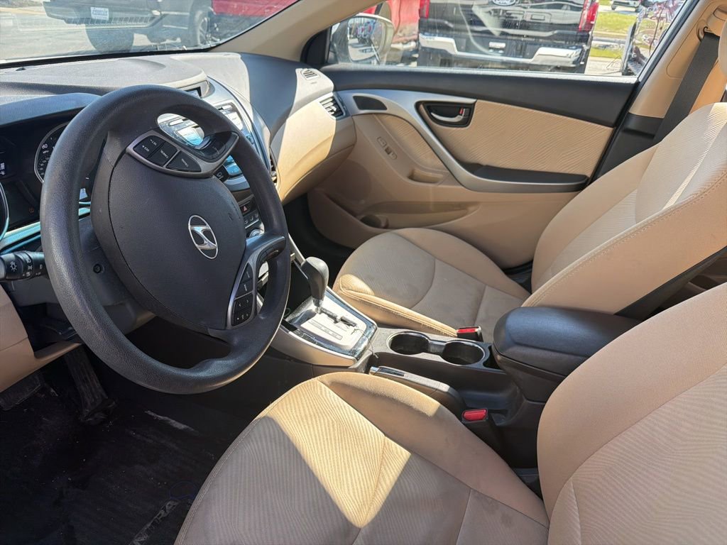 Used 2013 Hyundai Elantra GLS w/ Preferred Pkg image 8
