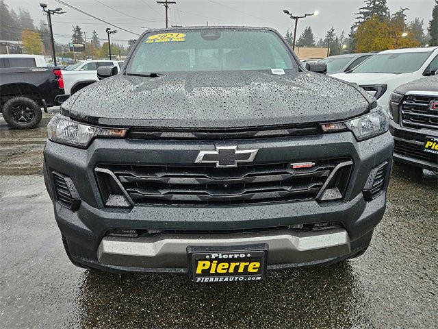 Used 2023 Chevrolet Colorado Trail Boss image 7