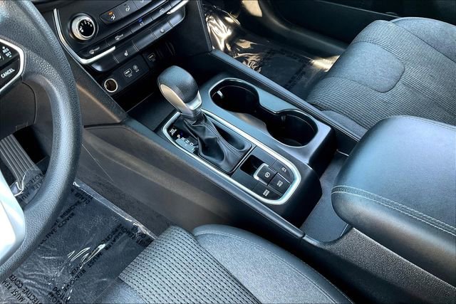 Used 2019 Hyundai Santa Fe SEL image 17