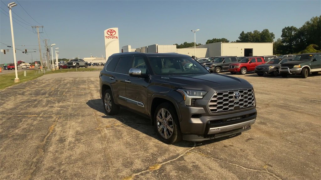 Used 2024 Toyota Sequoia Capstone image 2