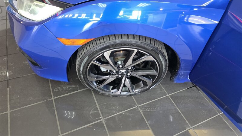 Used 2019 Honda Civic Sport image 28