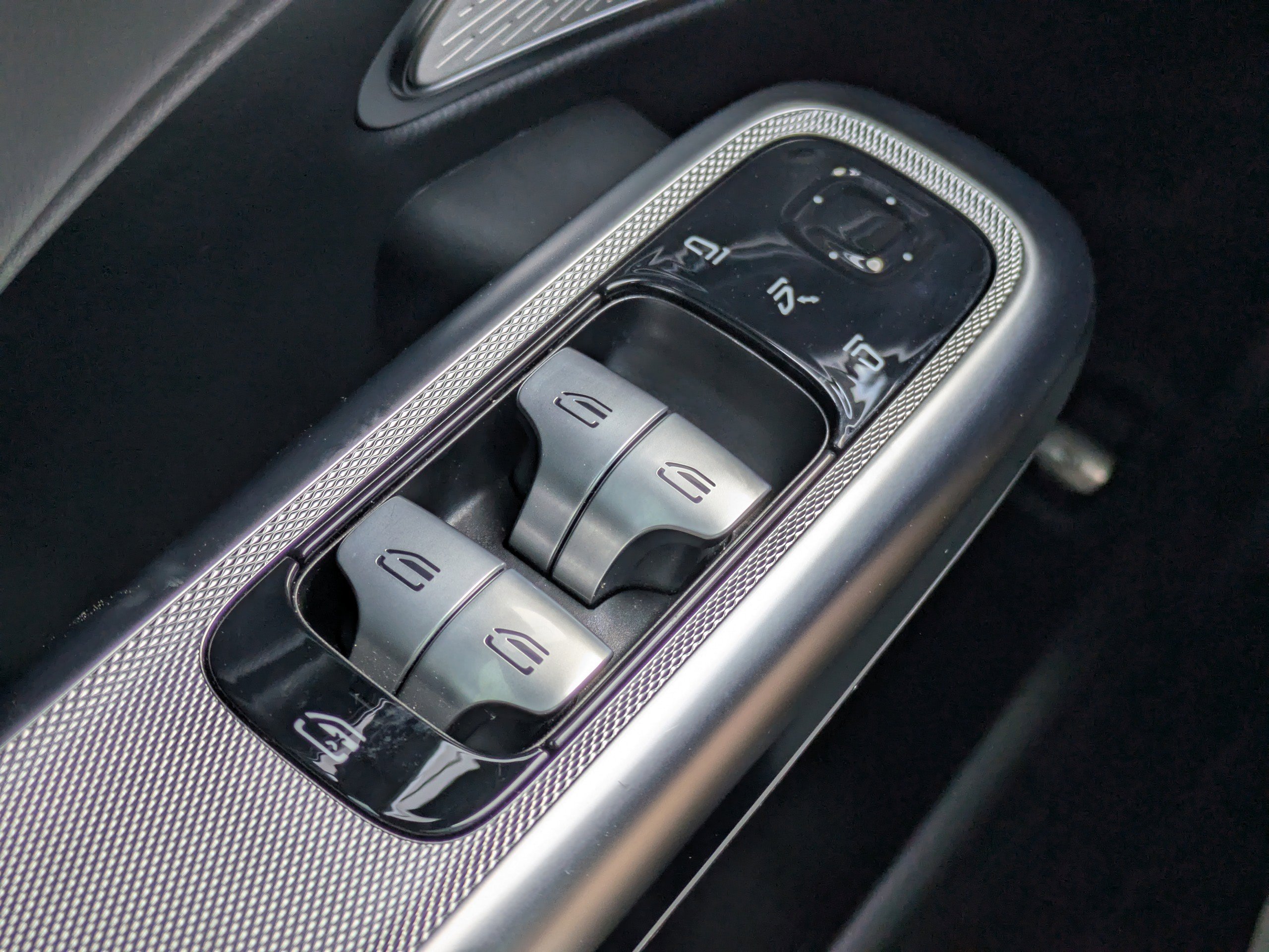 Certified 2025 Mercedes-Benz E 53 AMG e 4MATIC Sedan image 28